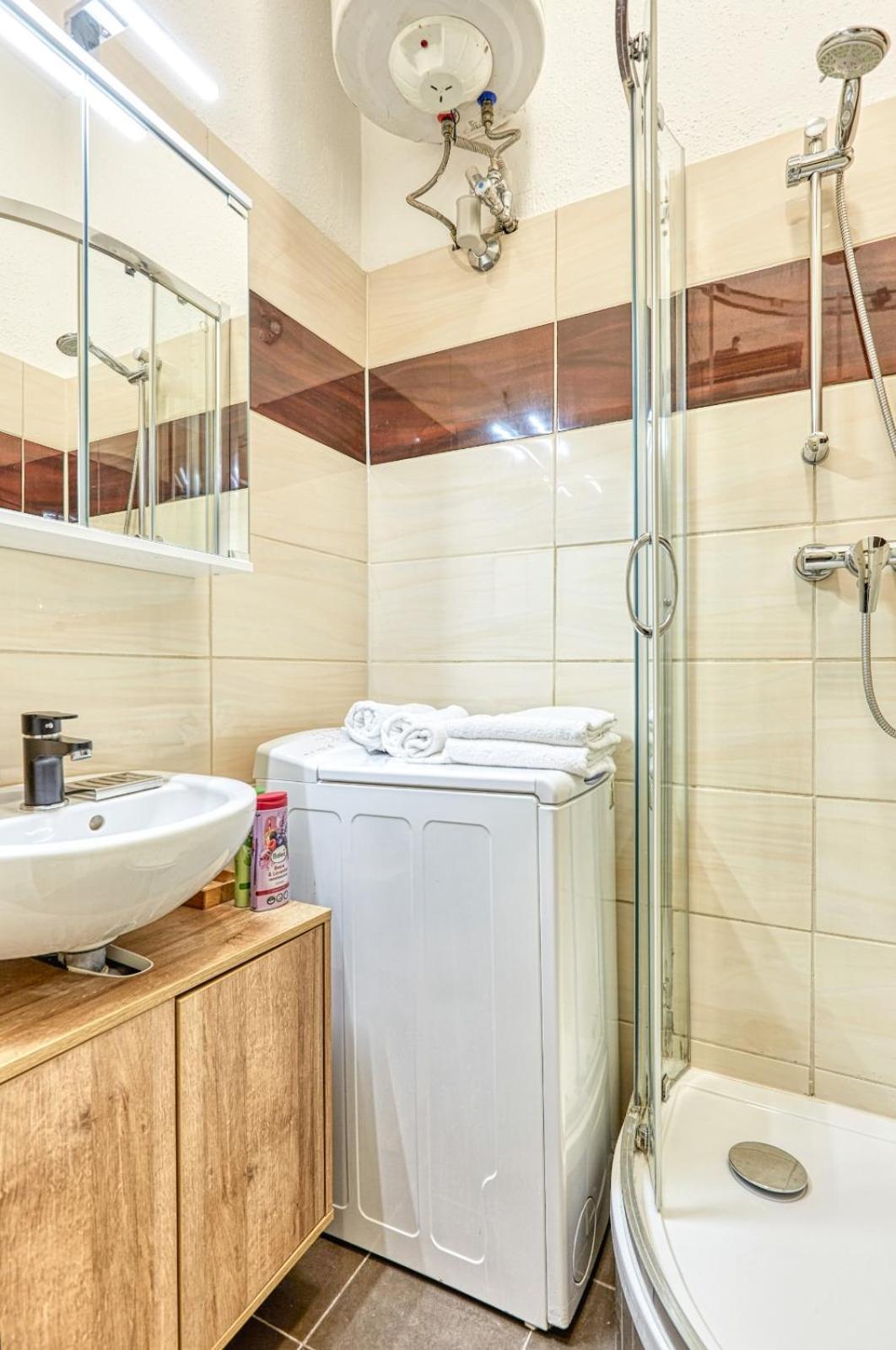Lovely Airbnb Near Schoenbrunn Leilighet Wien Eksteriør bilde